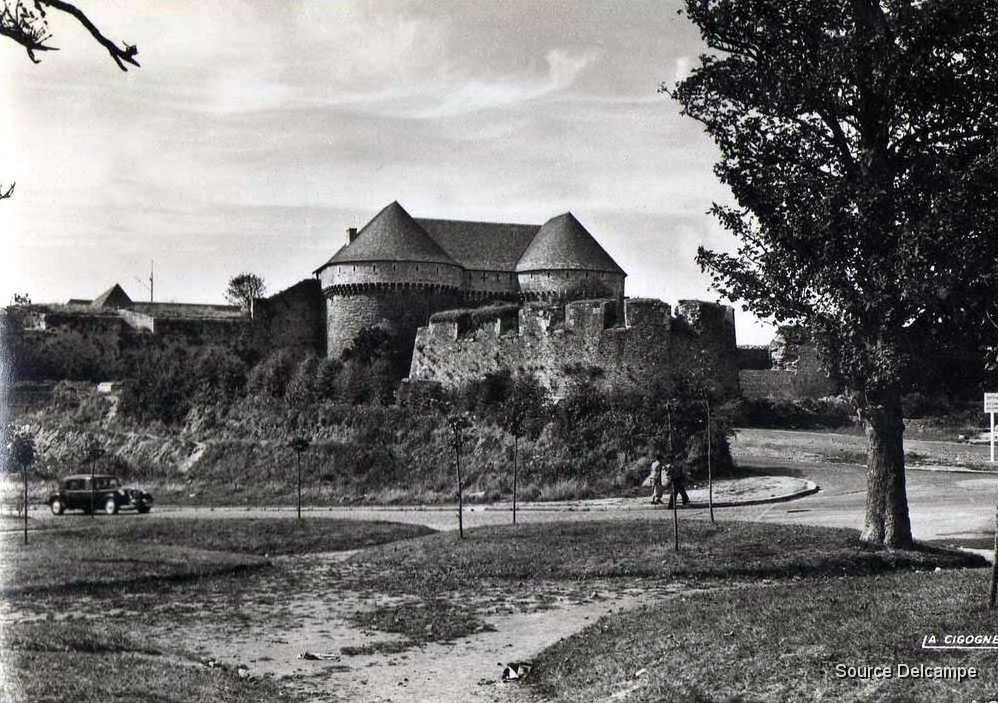 29 Brest Le Chateau.jpg